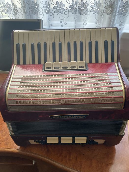 Акордеон Weltmeister
