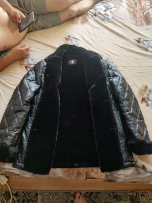 Продам куртку чоловічу зима
