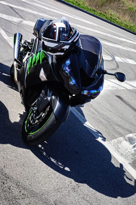 Kawasaki ZZR14H в гарному стані