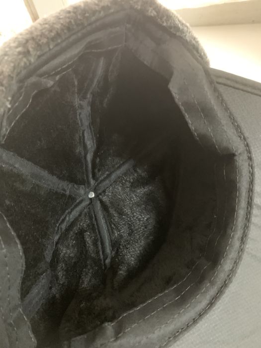 Шапка зимова тепла на хутрі