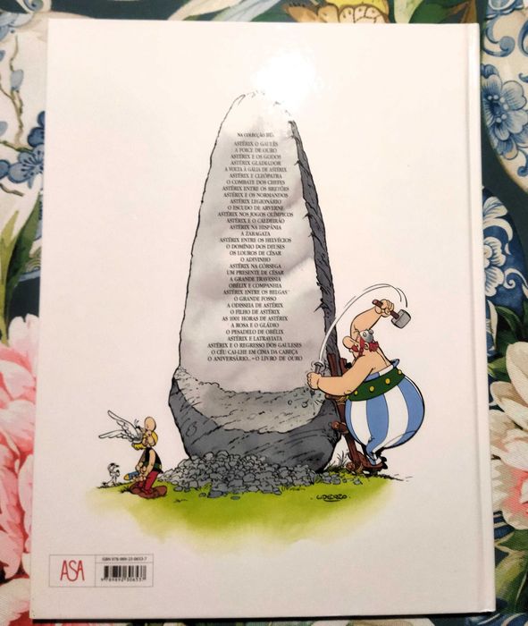 Astérix e Obélix  Livro de Ouro - Banda desenhada
