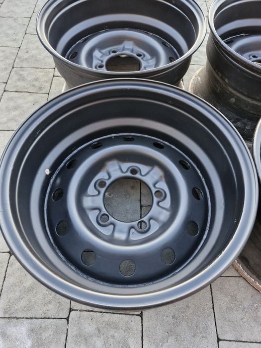 диски металеві УАЗ ГАЗ НИВА Suzuki Samurai 5x139.7 10JxR16