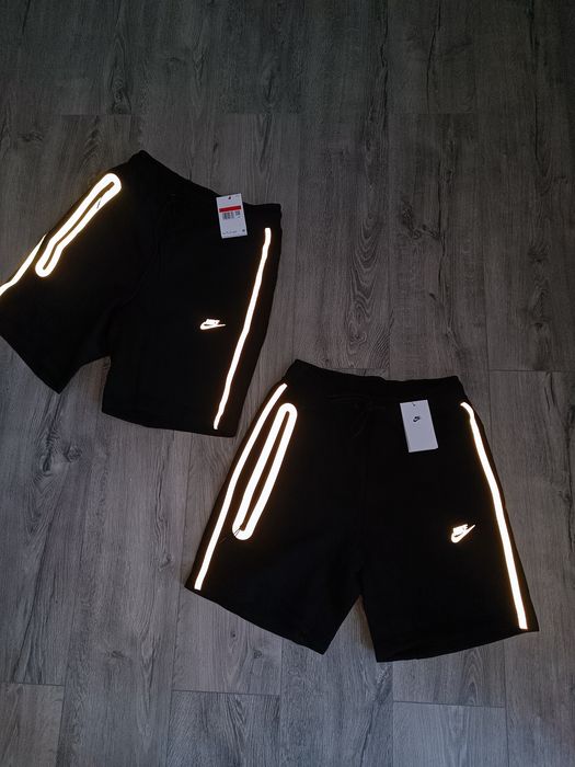 Шорты Nike Tech Fleece Reflective