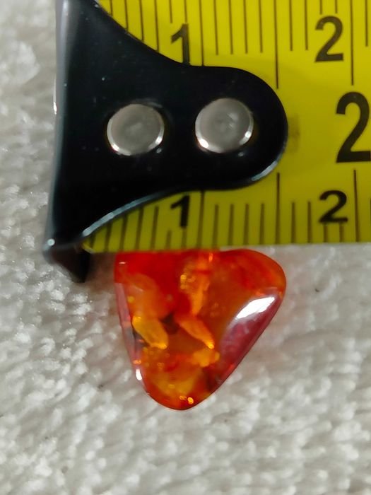 Serduszko bursztynowe małe