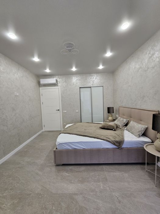 Оренда однокімнатної квартири в ГРАНД СИТИ ДОМБРОВСЬКИЙ