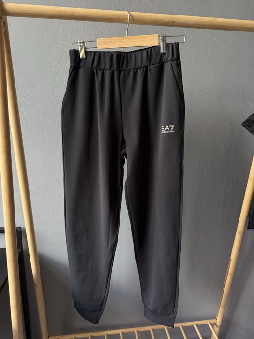 Спортивний жіночий костюм Emporio Armani S, M