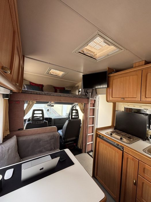 Autocaravana Burnster 2.5 TDI execelente condiçoões e bastantes extras