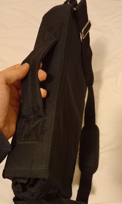 Mala tiracolo impermeável, preta
