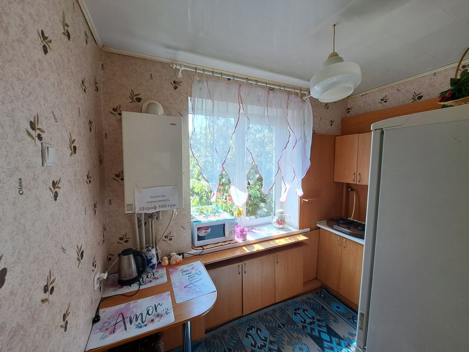 Здам подобово квартиру..