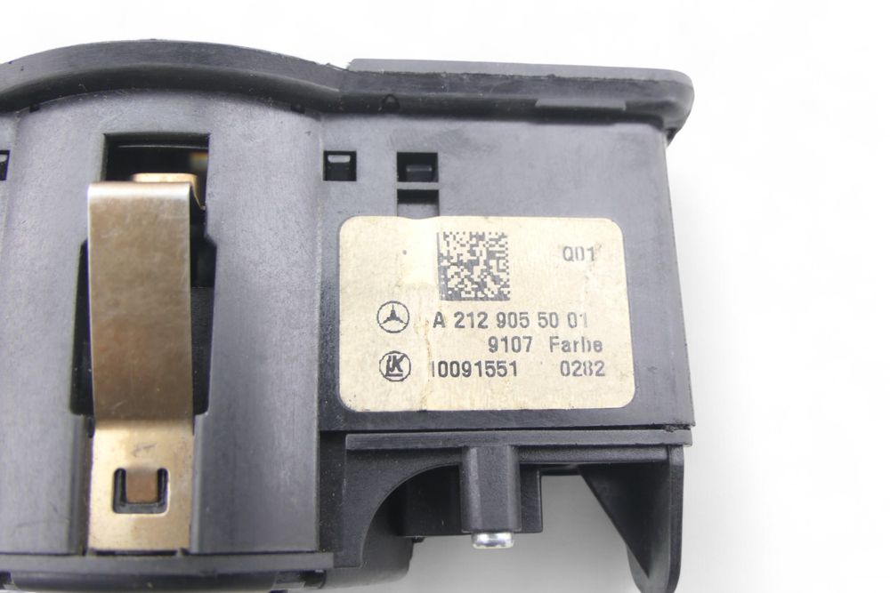 Przełącznik Świateł Mercedes W212 E Klasa A2129055001