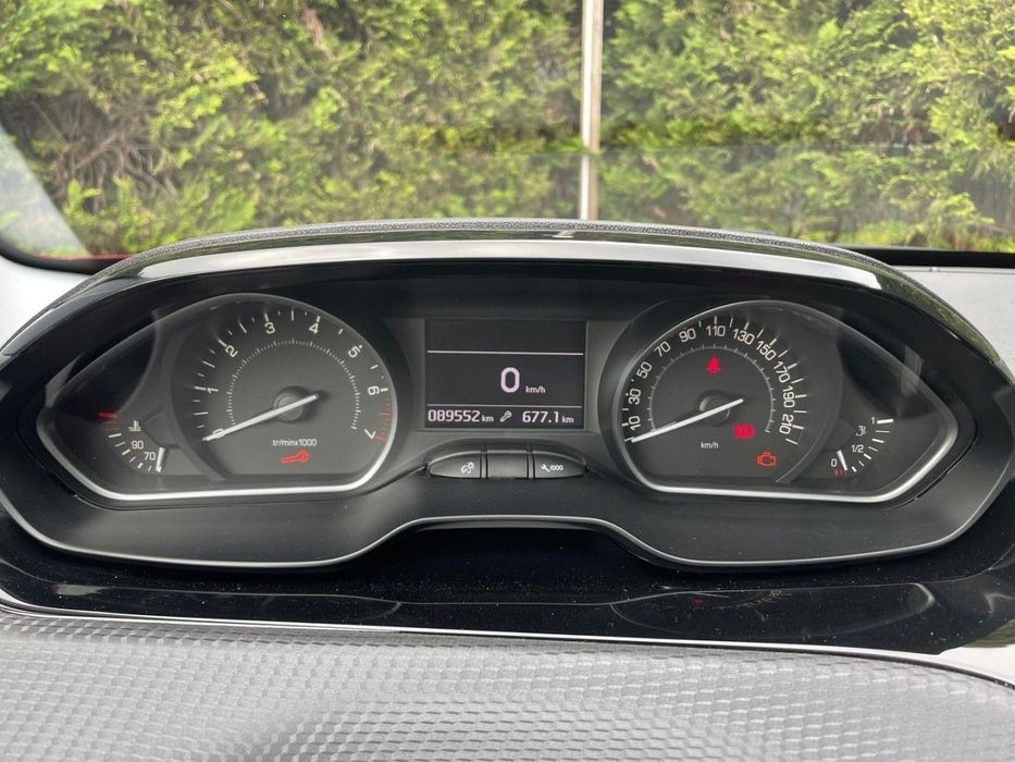 Peugeot 208 1.2 PureTech Allure