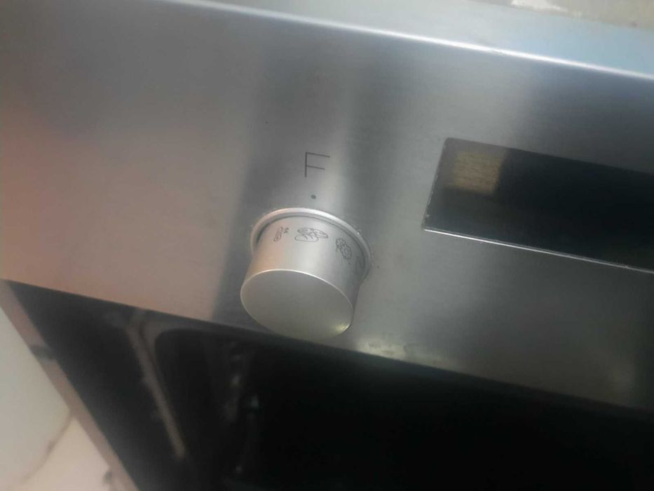 Духова шафа електрична WHIRLPOOL