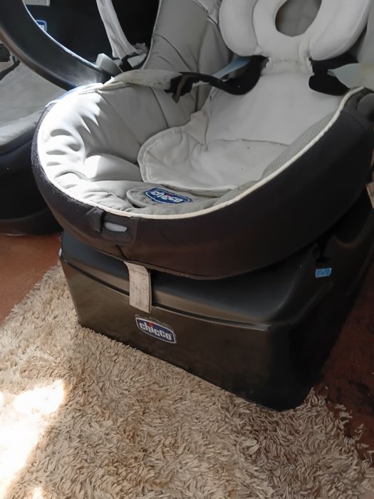 Carrinho de bebé  da chicco