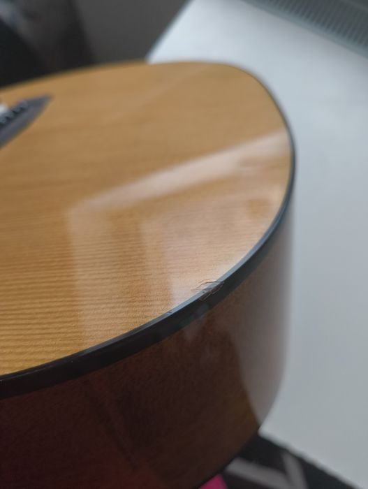 Акустична гітара Cort AF510 з чохлом і медіатором