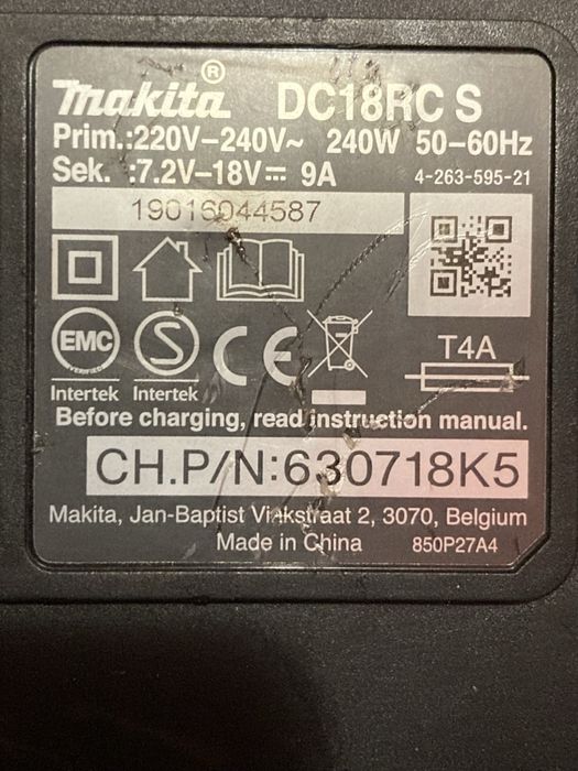 Зарядне makita 9 A+акб 3A