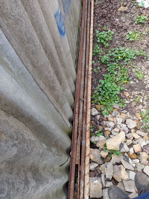 Трубы разные метал,швеллер.