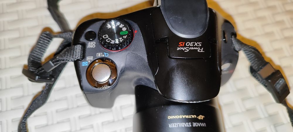 Фотоапарат Canon sx30is стан нового!