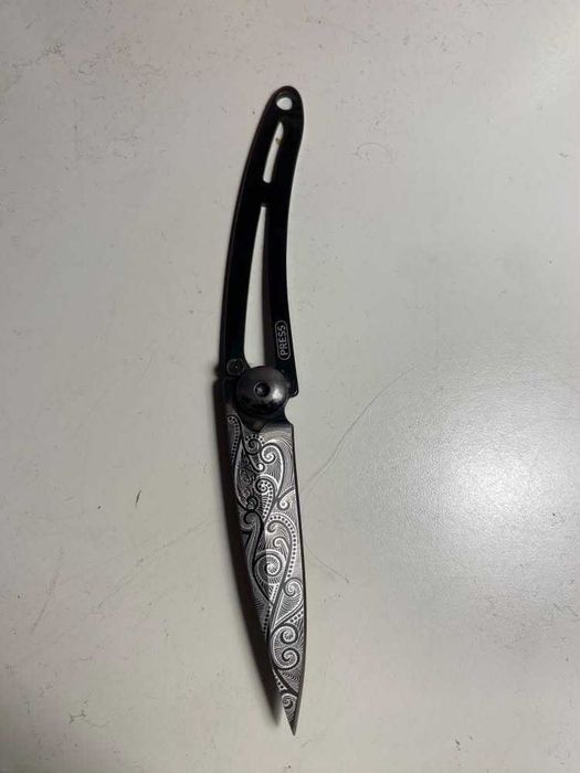 Faca personalizada deejo