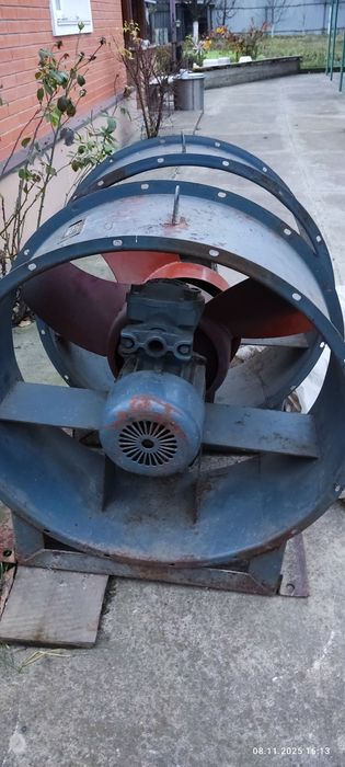 Вентилятор осьовий в-06-300