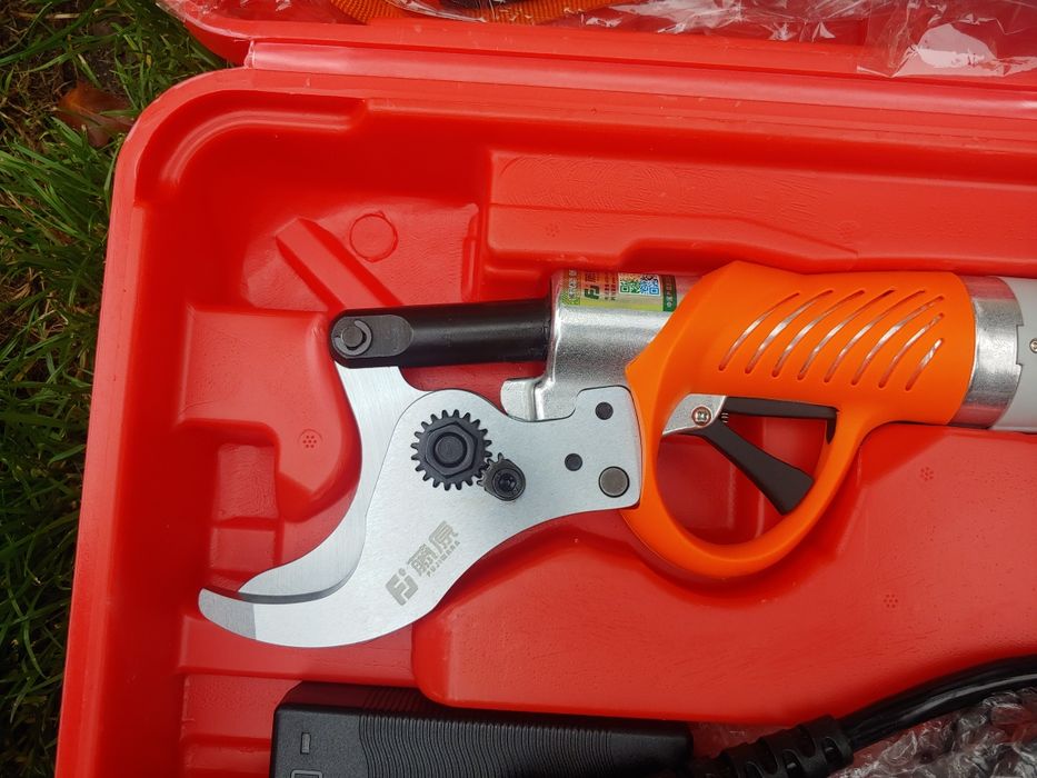 Sekator elektryczny Fujiwara 3602