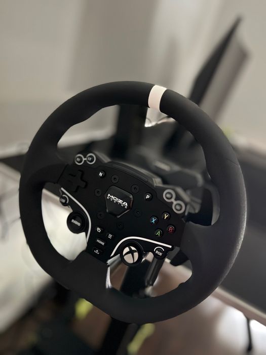 Kierownica Moza Racing r3