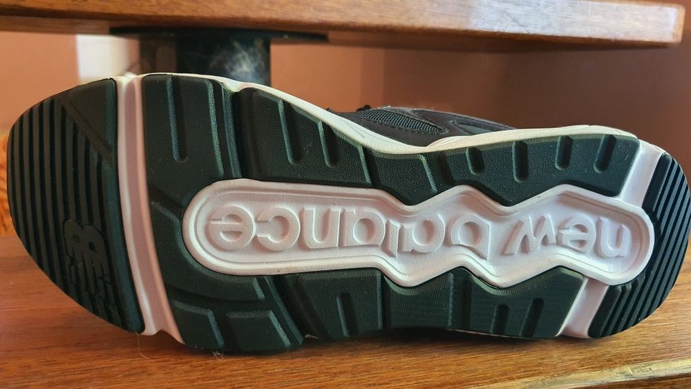 New Balance 46,5 - 30 cm.