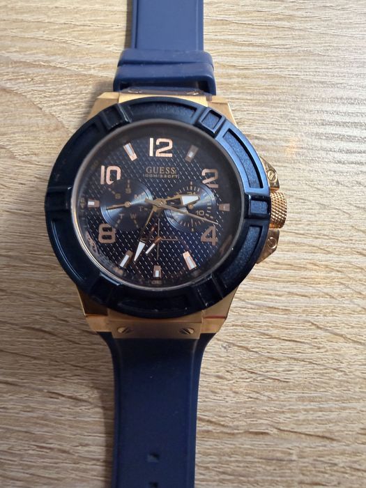 Relógio marca Guess