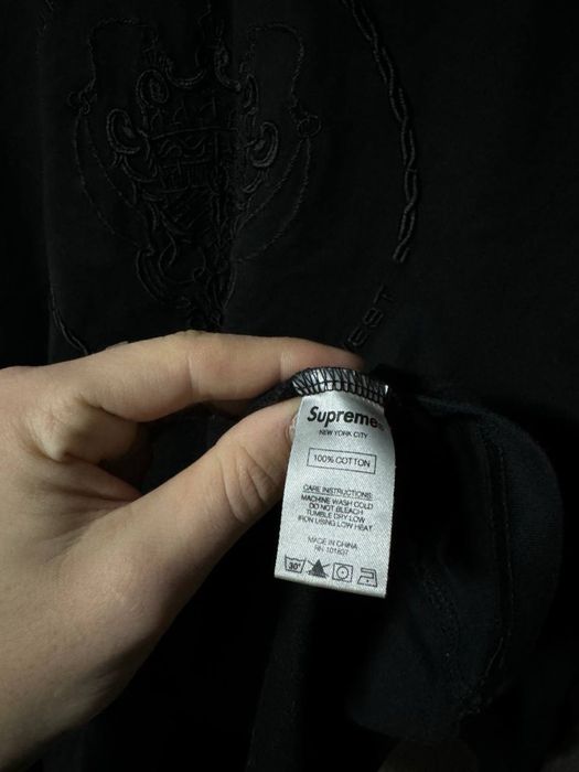 Оригінальний лонгслів Supreme