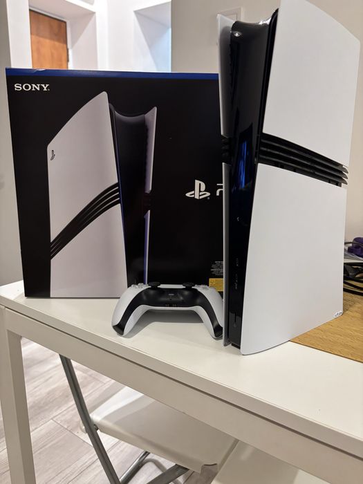 Ps5 Pro 2 Tb plus pad i okablowanie