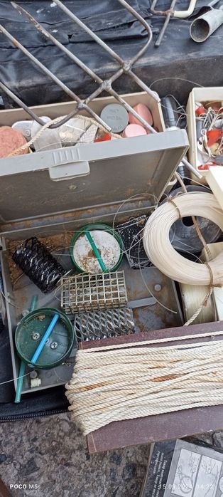 Рыбацкие снасти...