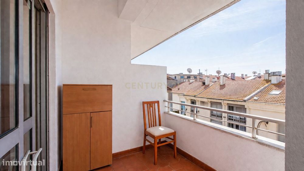 Apartamento T2 na Baixa da Banheira, Moita — Baixa Da Banheira E Vale Da Amoreira, Setúbal