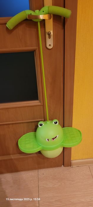 Іграшка дитяча стрибалка