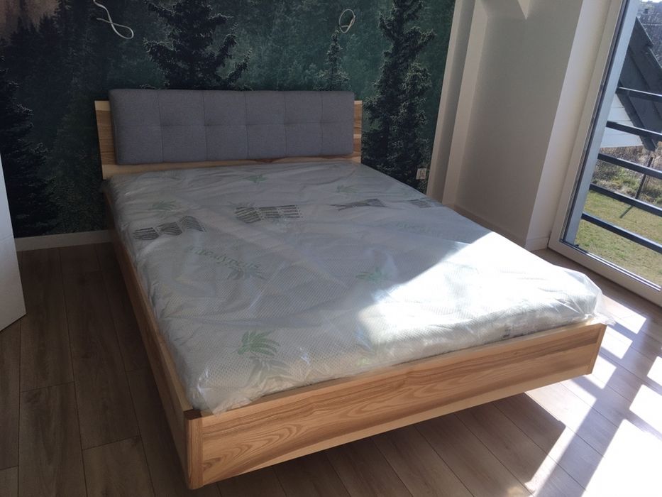 Łóżko Lewitujące (3) drewniane Jesionowe lub dębowe 160x200 180x200