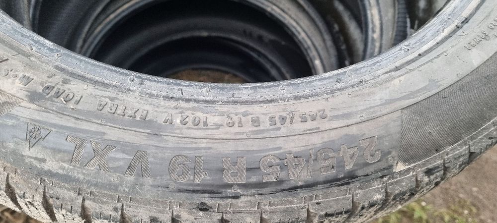 Opony zimowe 245/45/19 Continental
