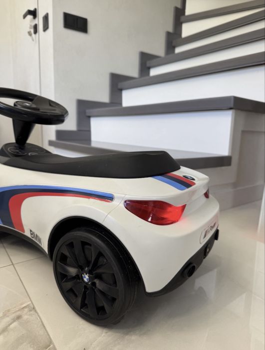 Дитячий автомобіль BMW Baby Racer