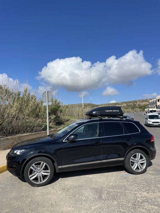 Автобокс Terra Drive 320 л та поперечні кріплення Thule