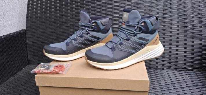 Buty męskie Adidas TERREX FOLGIAN hiker mid g
