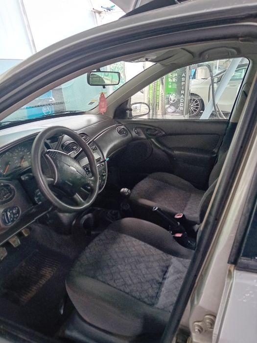 Ford Focus 2001...455108415172782083