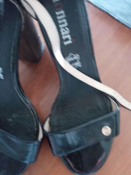 Sandaly monnari obcas z pieta 35 zloto czern