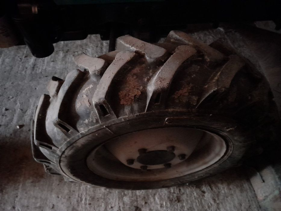 Продам трактор з фрезою