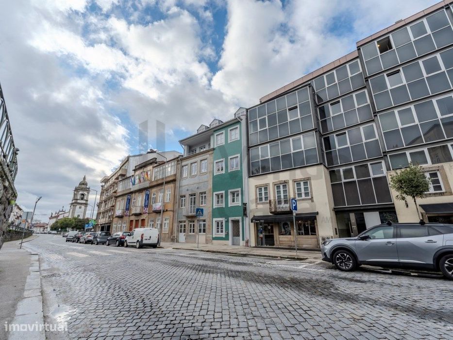 Arrenda-se T0 Novo - Braga Centro Histórico