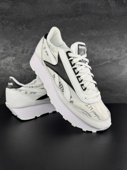 Кросівки Reebok AZ Princess (37,5; 40) !