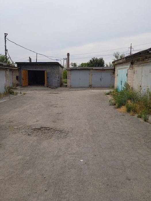 Продам гараж на Зарічному
