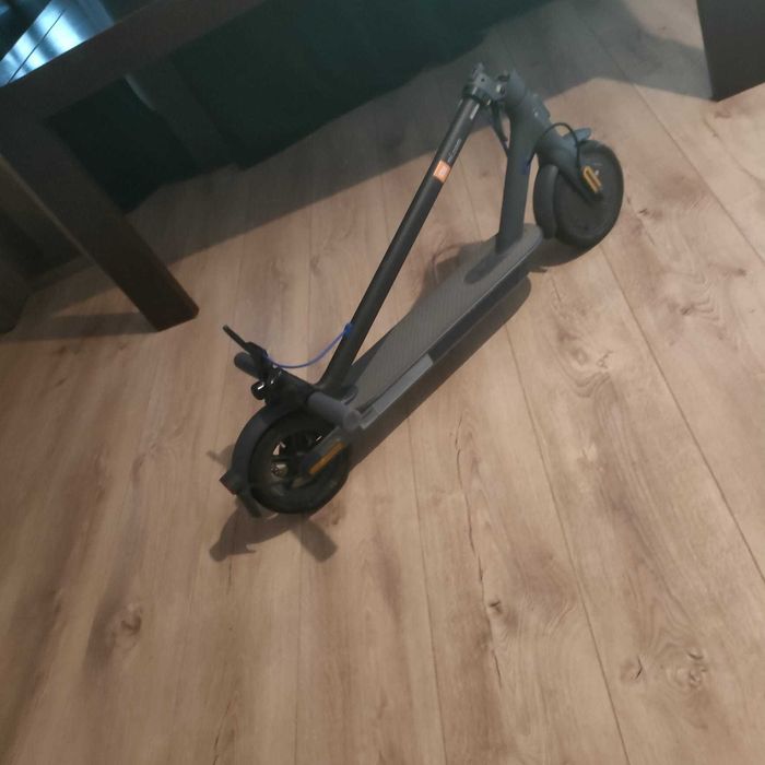 Sprzedam hulajnogę elektryczną