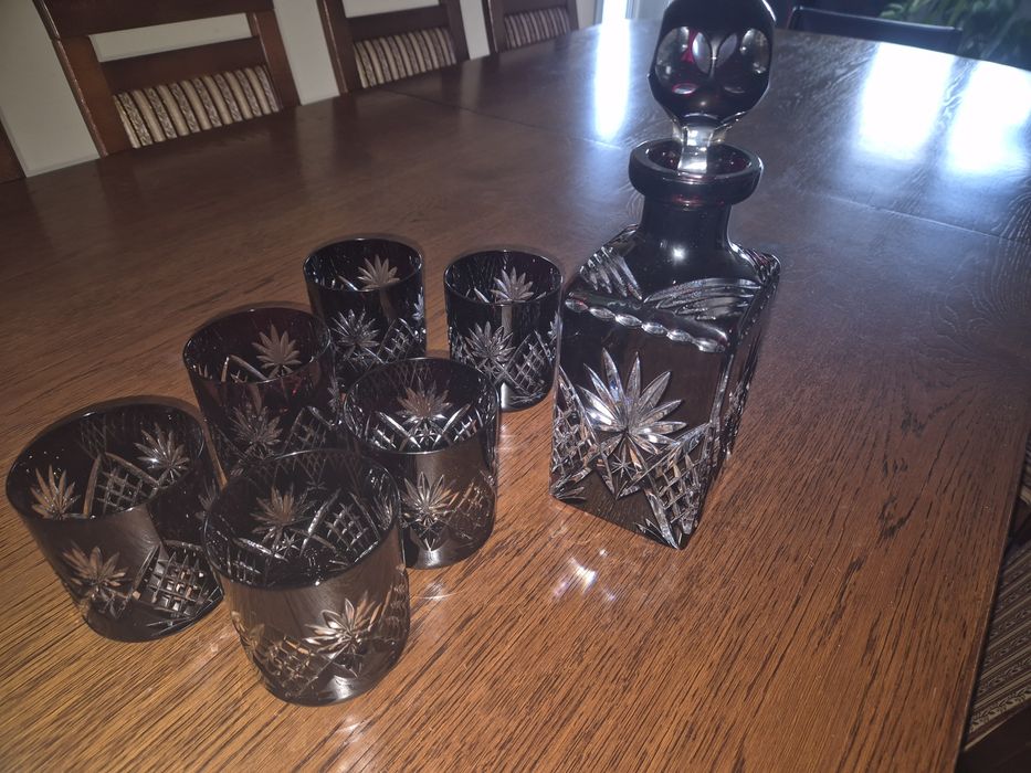 Karafka do czerwonego whisky