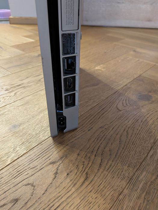 Konsola ps4 Playstation 4