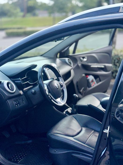 Renualt Clio 2015  1.5  90CV