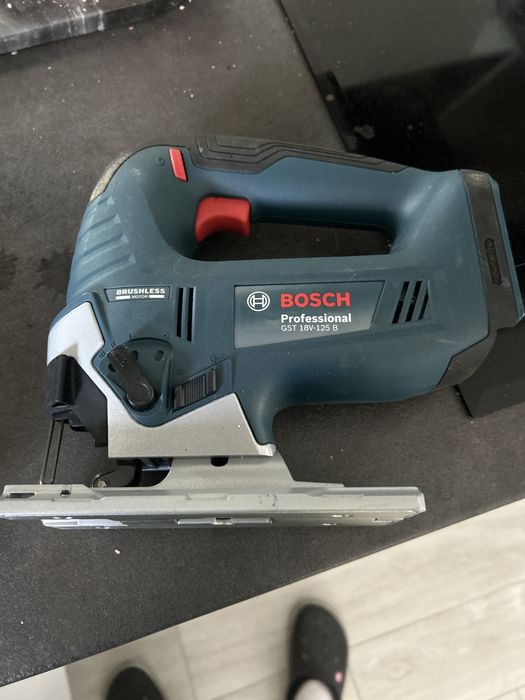 Polerka akumulatorowa bosch GPO 12V-77