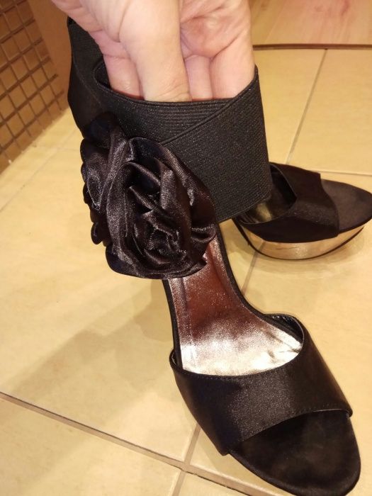 Sexy czarne srebrne platformy róża bez palców 39