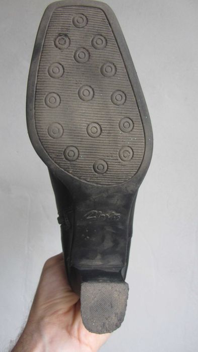 Сапоги на каблуке Clarks стелька 25 см